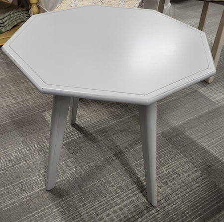 Nantucket Round Lamp Table Slate (1 in stock)