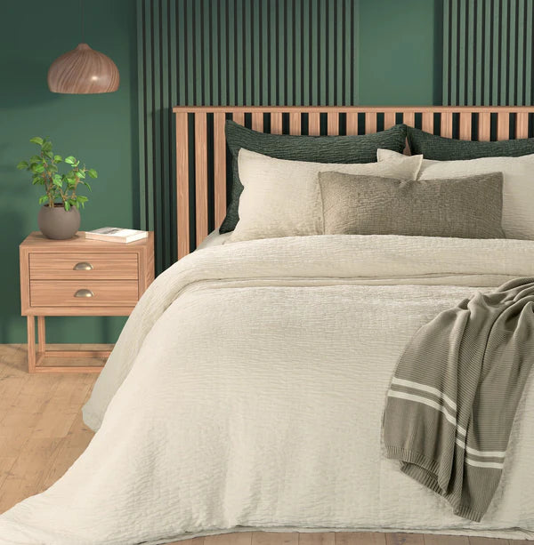 Barbara King Cream Textured Velour Quilt  (1in stock)