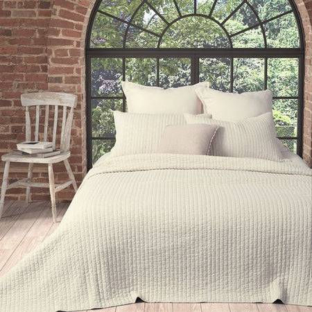 Estelle Natural Quilt 3 piece set (1 in stock)