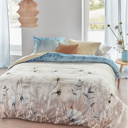 Josephine 3 piece Queen Duvet Cover Set (1 in stock)