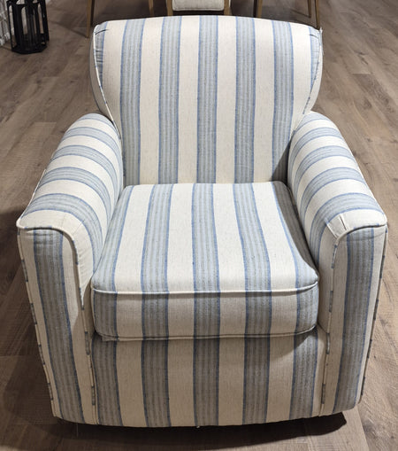 Linework Swivel Chair (2 in stock)