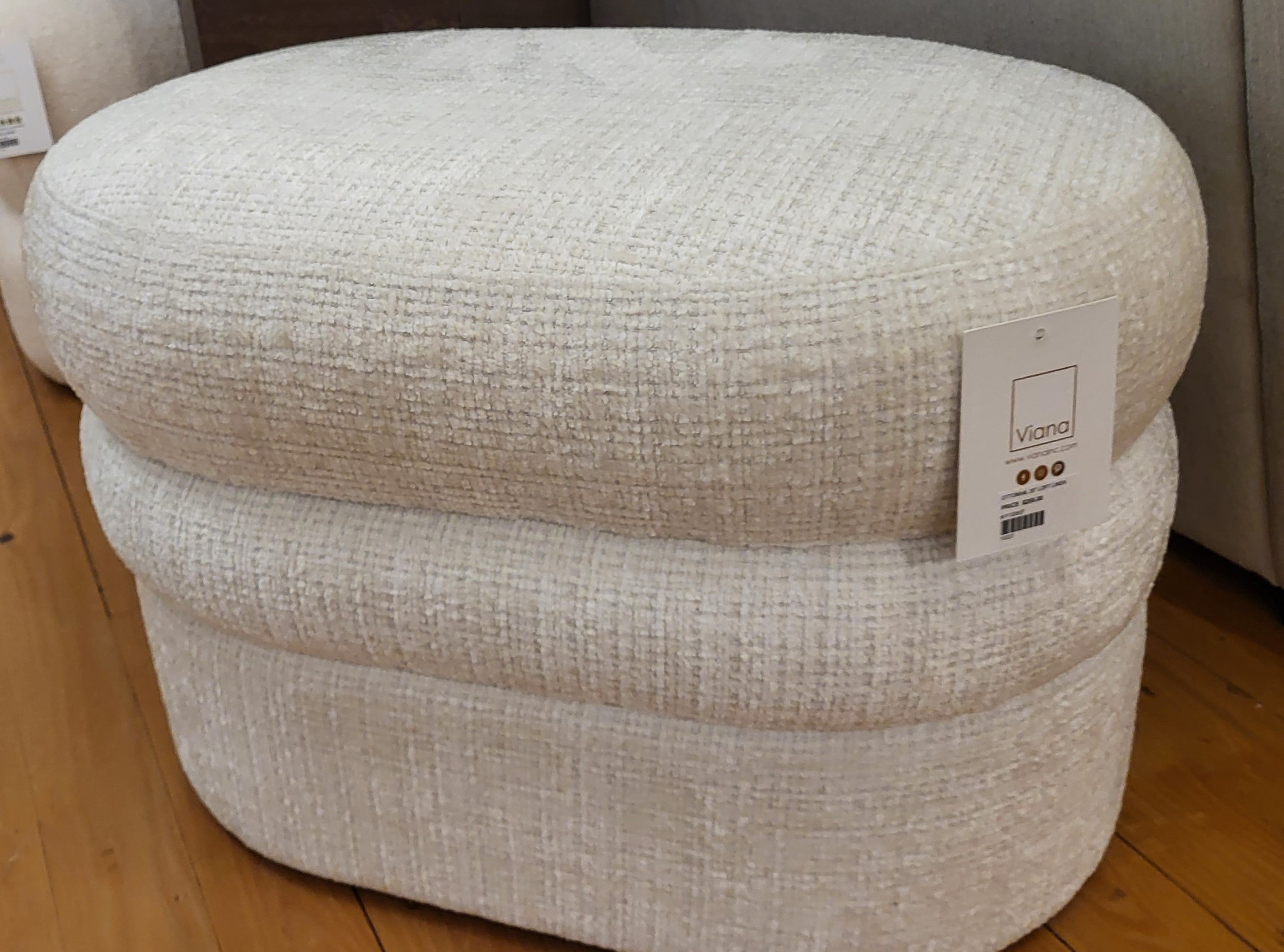 Fluffy Ottoman Pouf 25" Oval (2 in stock)