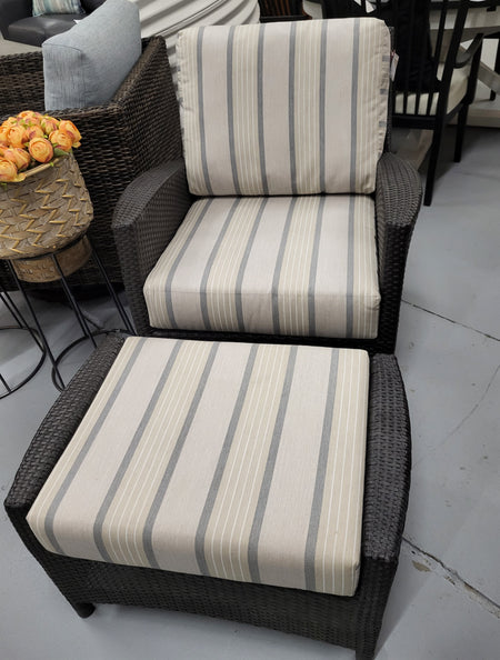 Palm Harbor Club Chair Espresso Brown (qty of 1 in stock)