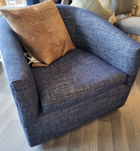 Carina Swivel Chair in performance fabric Nomad indigo