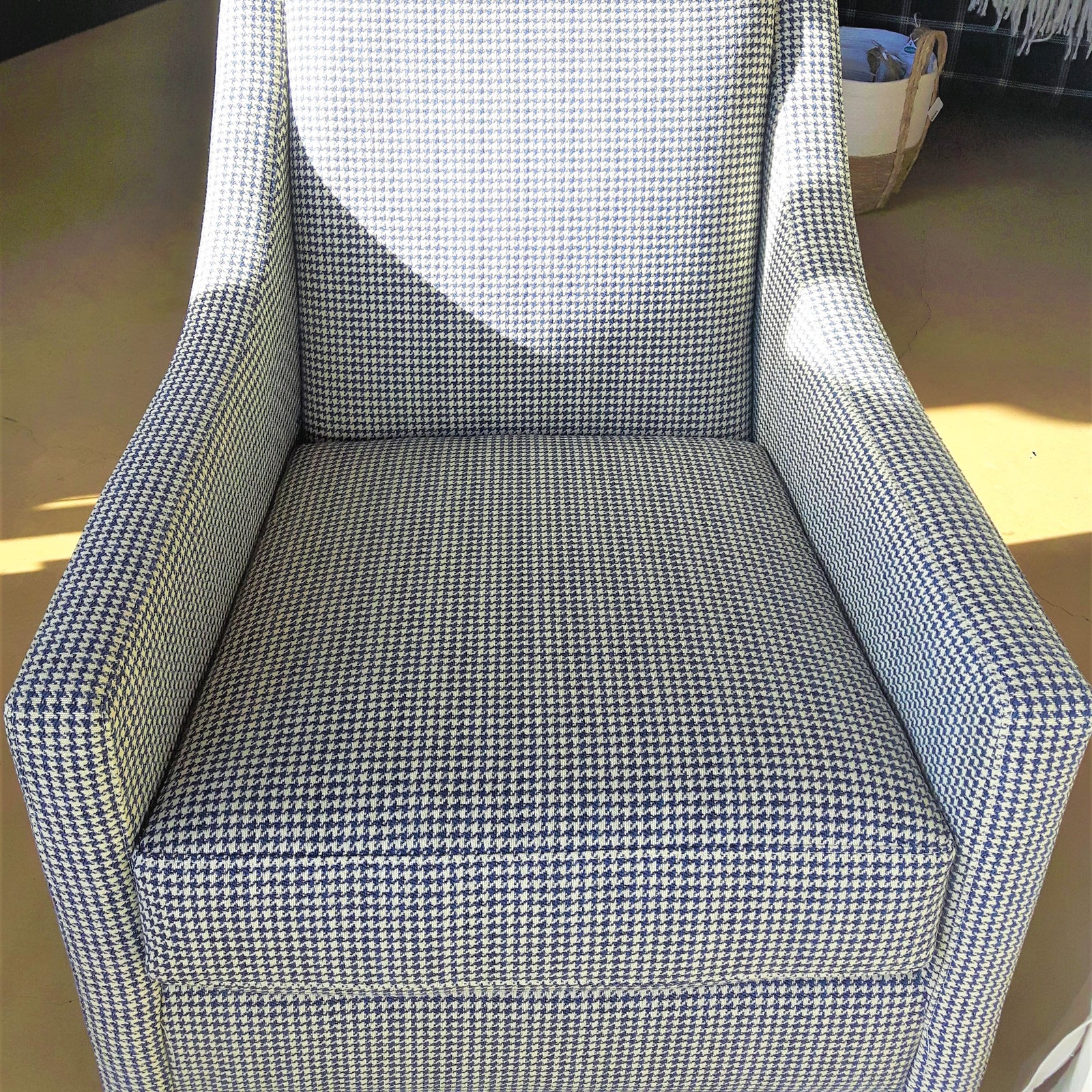 Slim Swivel Chair in Varsity Navy (1 in stock) Promo