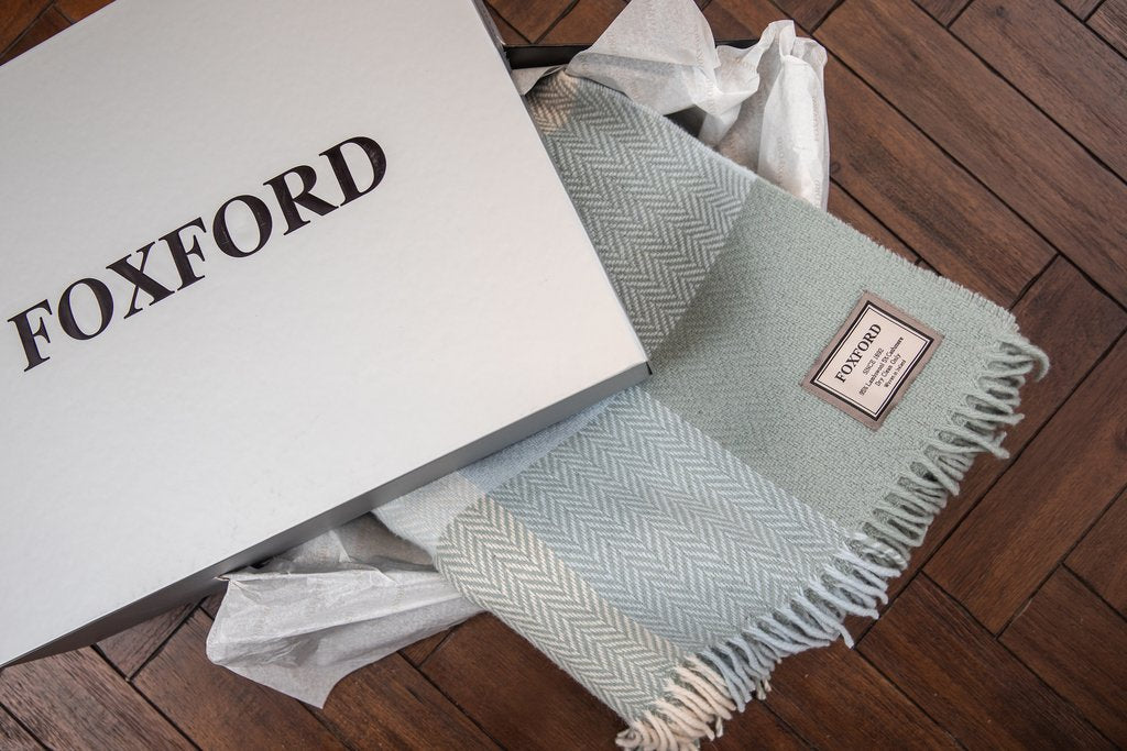 Wool and cashmere throw discount